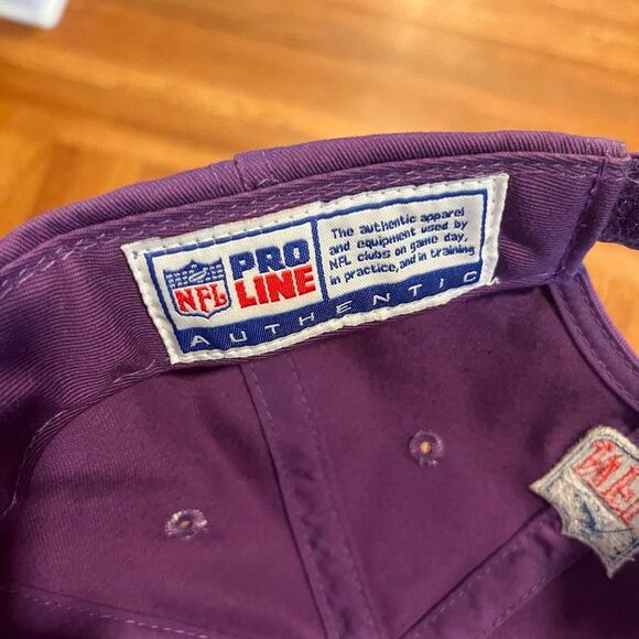 2000 Vintage Puma Vikings hat - Picture 4 of 5